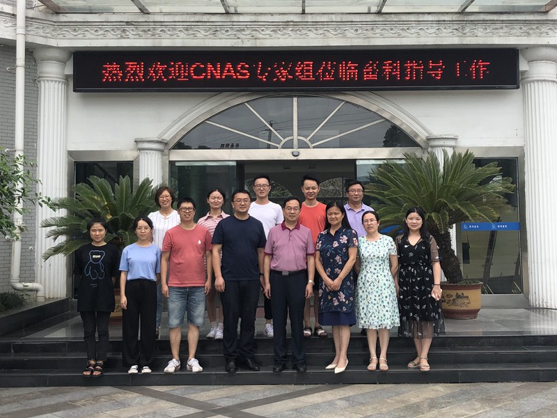 news01.jpg news01.jpg